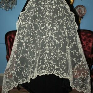 Magnifica Mantilla de encaje de Inglaterra (MN080)
