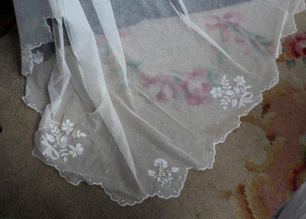 Velo de novia ribeteado con encaje bordado (MN122) - Imagen 6