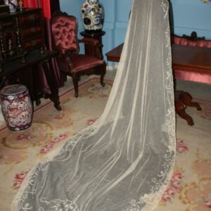 Velo de Novia Catedral en encaje de Tambor (MN127)