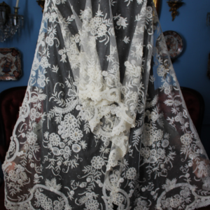 Mantilla de encaje de Bruselas (MN129)