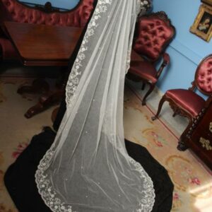 Velo de encaje de Princesa de Bruselas (MN131)