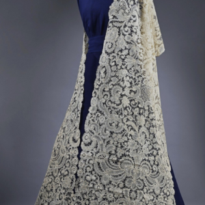 Mantilla de encaje Duquesa (MN022)