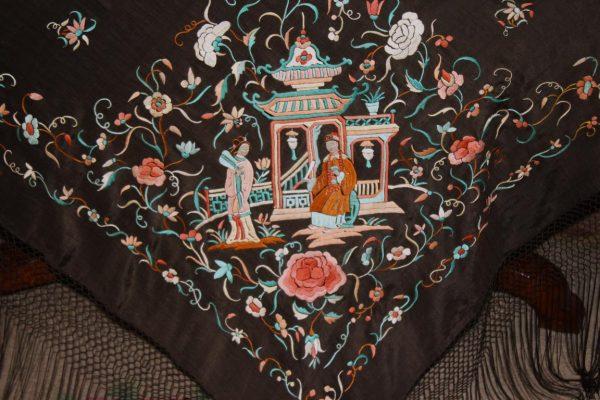 Mantón de Manila Isabelino (M147) - Imagen 37