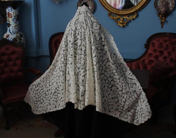 Mantilla de pico  de encaje Duquesa (MN197) - Imagen 2