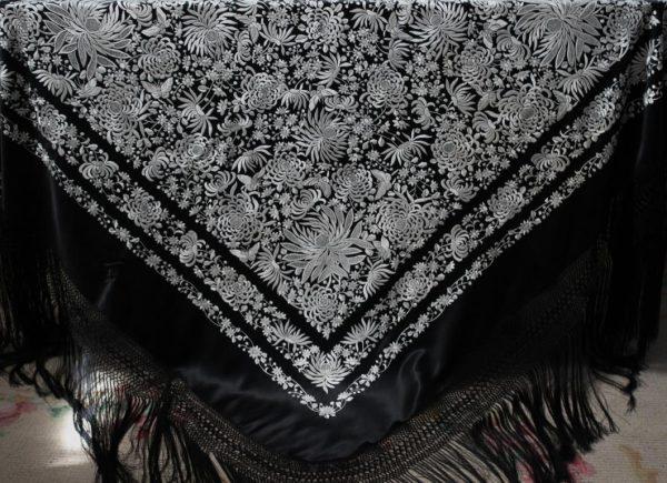 Mantón de Manila Negro y Blanco (M171) - Imagen 16