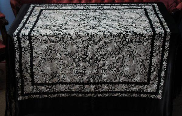Mantón de Manila Negro y Blanco (M171) - Imagen 24