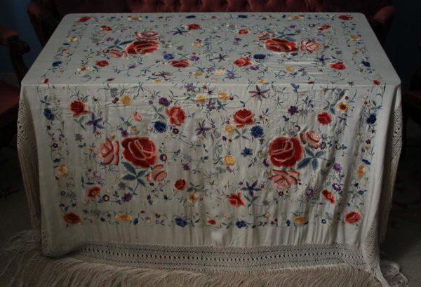Mantón Manila de Flores (M068) - Imagen 13