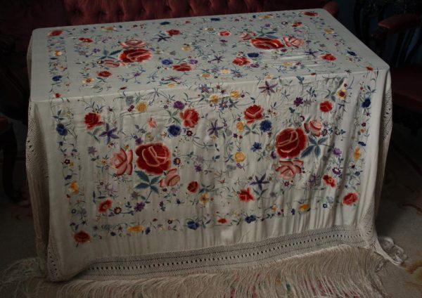 Mantón Manila de Flores (M068) - Imagen 14