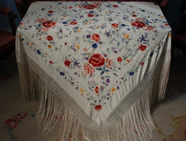 Mantón Manila de Flores (M068) - Imagen 24