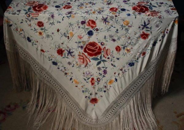 Mantón Manila de Flores (M068) - Imagen 28