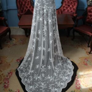 Velo de encaje de Bruselas  (MN011)